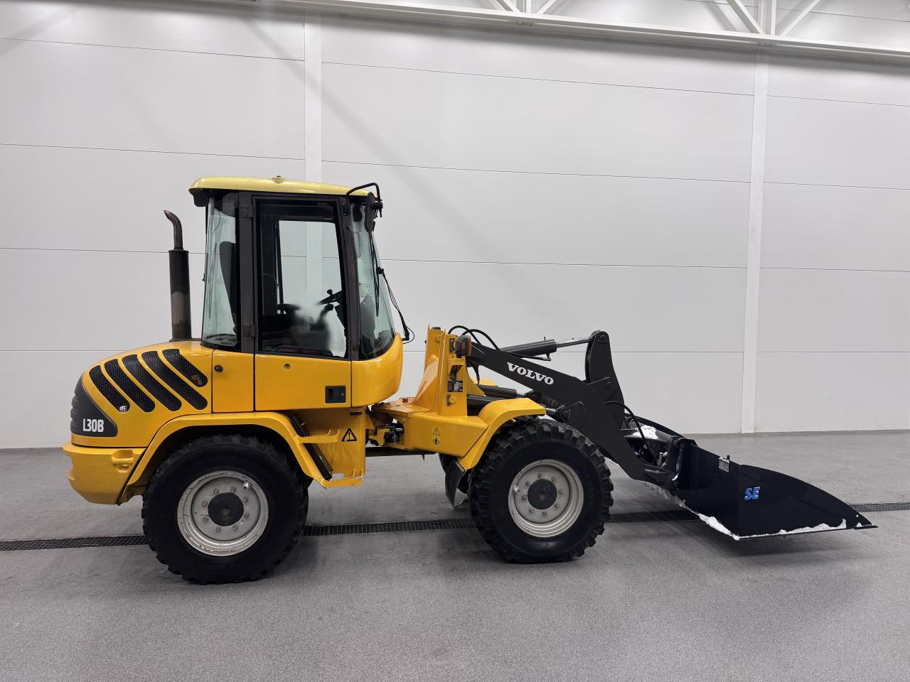 Volvo L30B med ny planerskopa